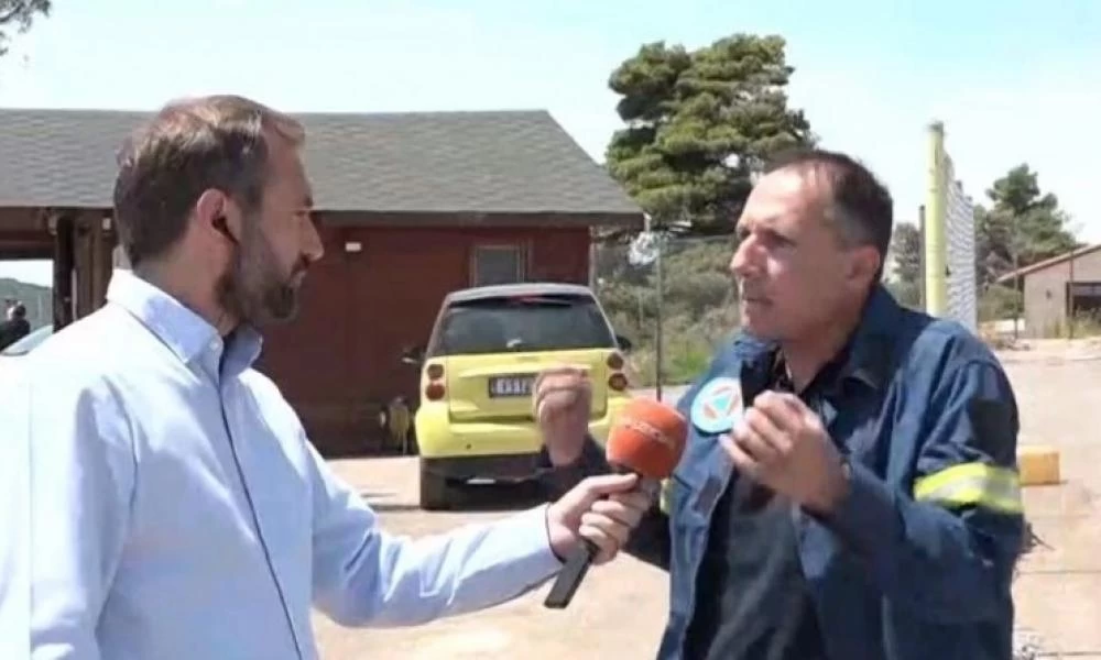 Εθελοντής πυροσβέστης: «Δεν έχουμε νερό, επειδή δεν υπάρχει γεννήτρια»